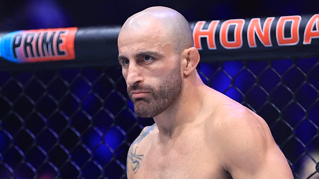 Волкановски прокомментировал турнир UFC у Белого дома