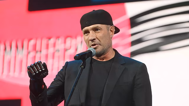 Роман Костомаров анонсировал шоу к своему 50-летию