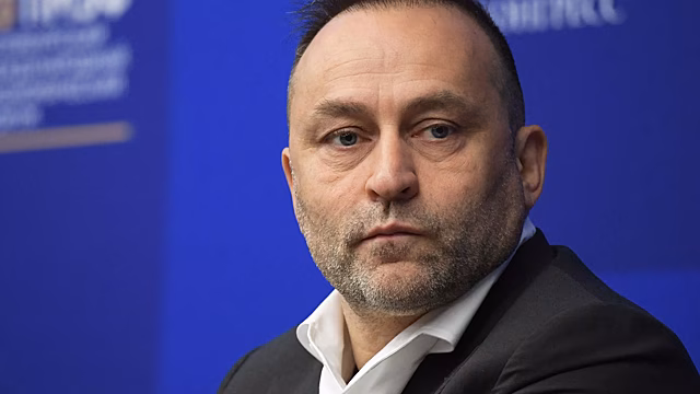 Свищев призвал FIS к полному допуску российских лыжников