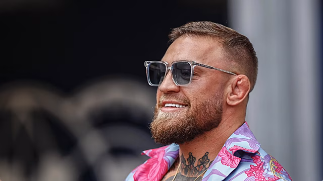 Макгрегор и Холлоуэй встретятся на UFC 329 в Лас-Вегасе